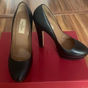 VALENTIO GARAVANI platform pumps ❤️❤️❤️👠